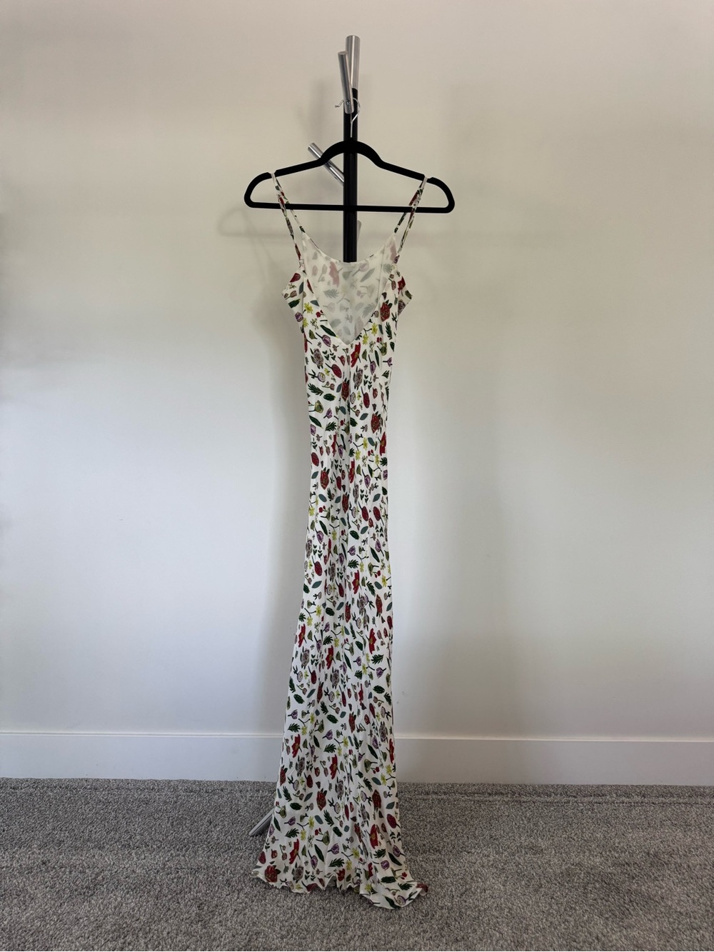 Stone Cold Fox Slinky Slip dress in Fiore, Size 1 - Picture 11 of 13